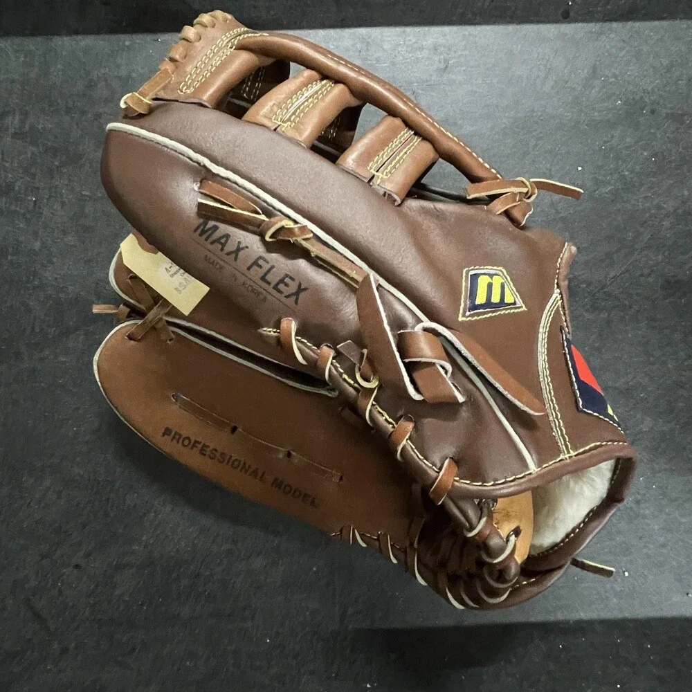 Vintage Mizuno Baseball Glove Mens 11 Brown Max Flex Steerhide Right Hand MT560